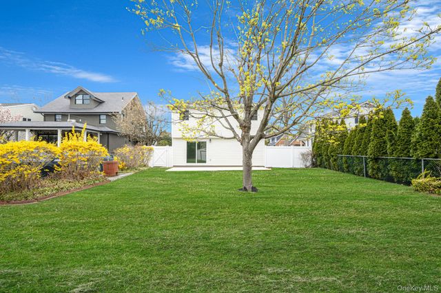 3394 Lufberry Avenue, Wantagh, NY 11793