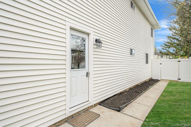 3394 Lufberry Avenue, Wantagh, NY 11793