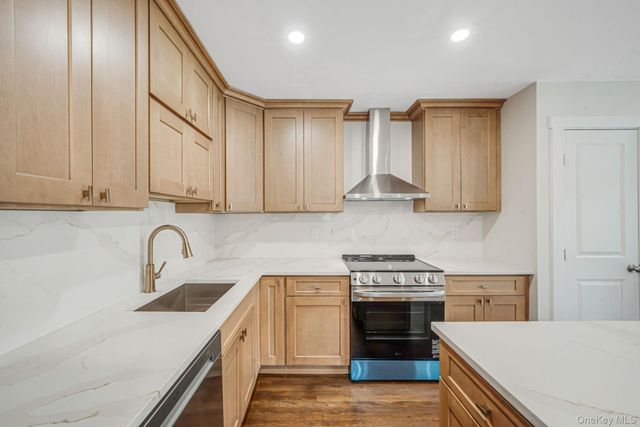 3394 Lufberry Avenue, Wantagh, NY 11793
