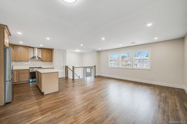 3394 Lufberry Avenue, Wantagh, NY 11793