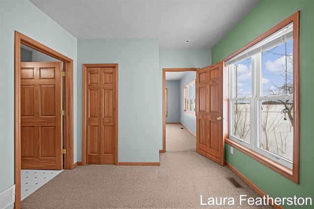 5105 Perry Street, Zeeland, MI 49464