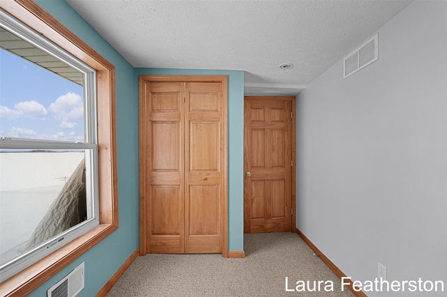 5105 Perry Street, Zeeland, MI 49464