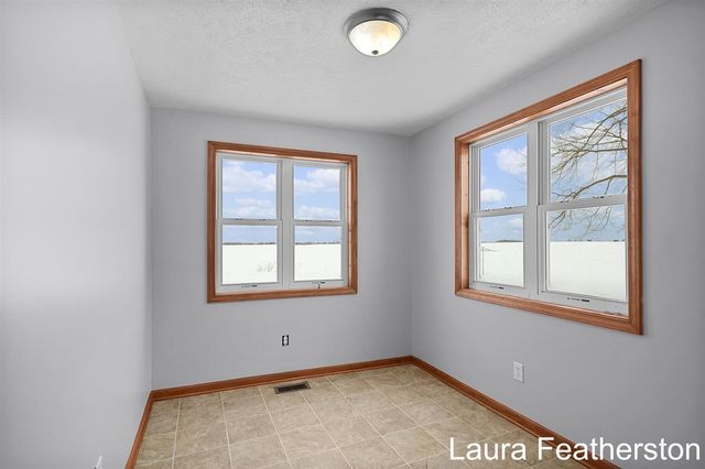 5105 Perry Street, Zeeland, MI 49464