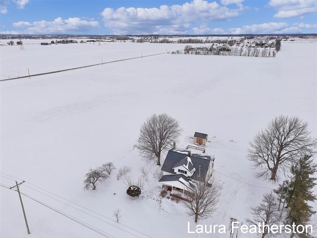 5105 Perry Street, Zeeland, MI 49464