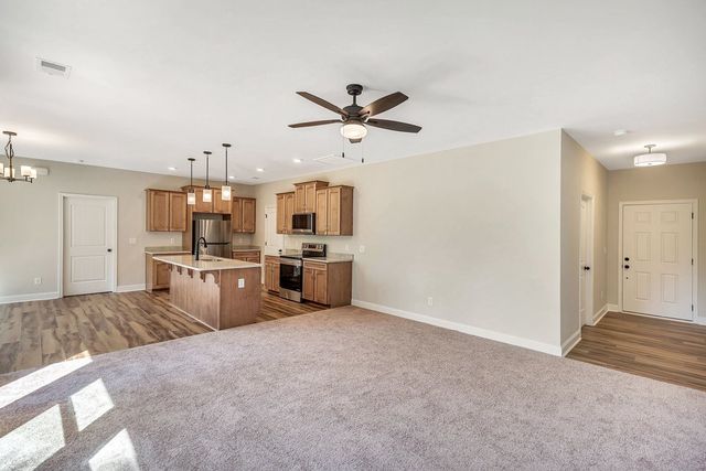 333 Oliver Road, Westminster, SC 29693