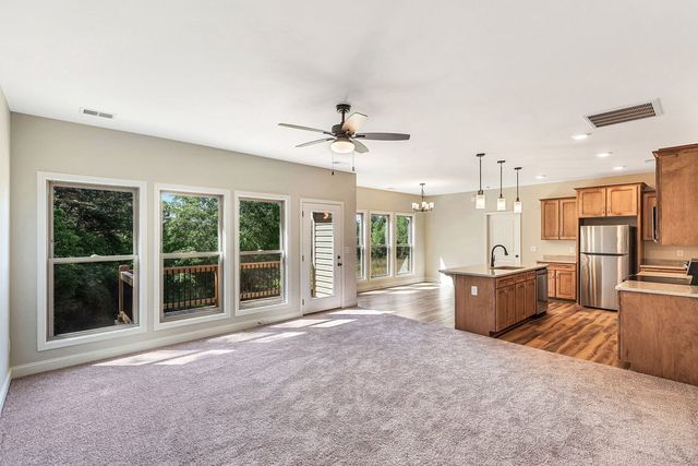 333 Oliver Road, Westminster, SC 29693