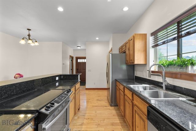 332 N Cottonwood Road F, Bozeman, MT 59718