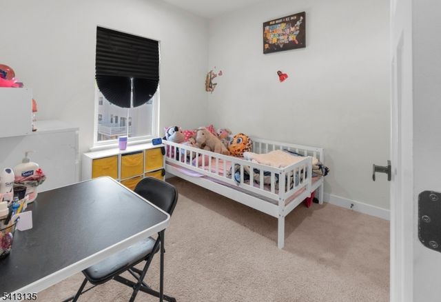 5 Saw Mill Cir, Hackettstown Town, NJ 07840