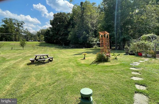 8010 ALLENTOWN RD, Fort Washington, MD 20744