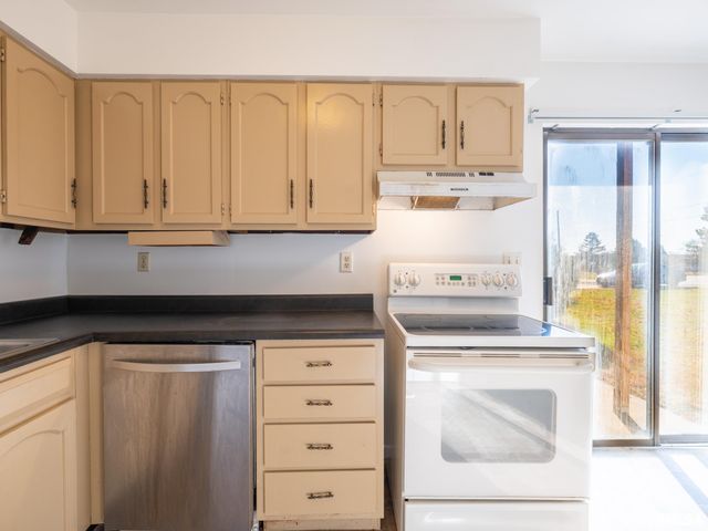 3621-3623 W RICHWOODS Boulevard, Peoria, IL 61604