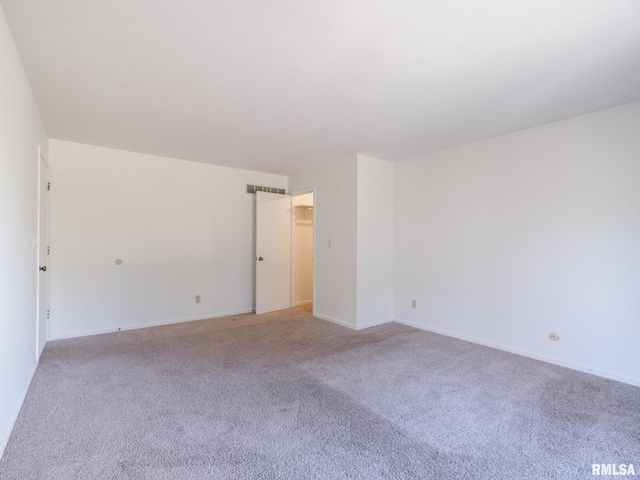 3621-3623 W RICHWOODS Boulevard, Peoria, IL 61604