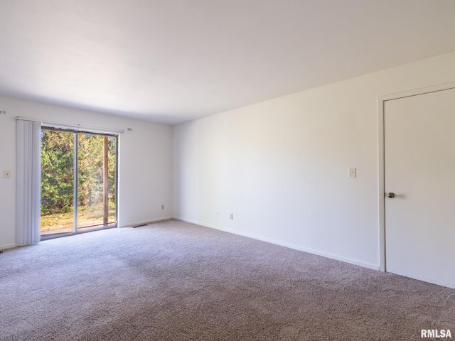 3621-3623 W RICHWOODS Boulevard, Peoria, IL 61604