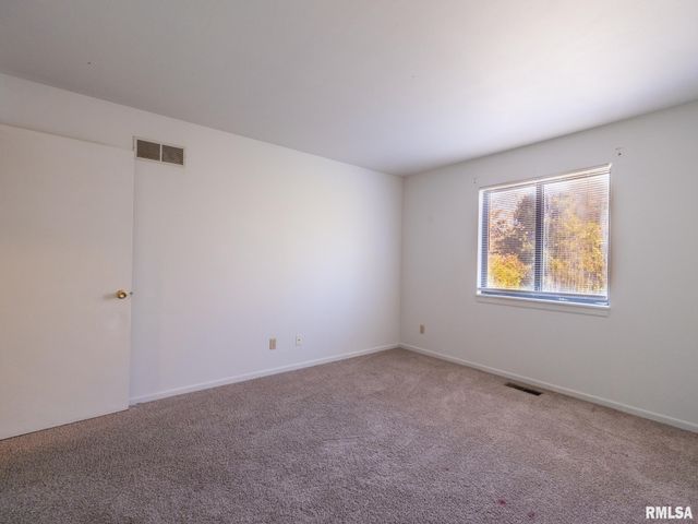 3621-3623 W RICHWOODS Boulevard, Peoria, IL 61604