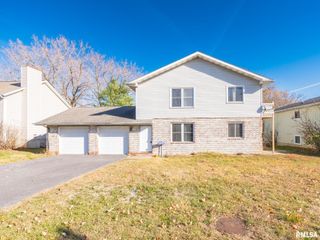 3621-3623 W RICHWOODS Boulevard, Peoria, IL 61604