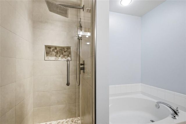 2922 Ashlyn Pointe Drive, Atlanta, GA 30340