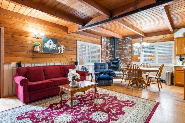 40300 Valley Of The Falls, Forest Falls, CA 92339