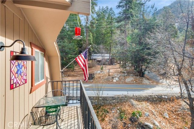 40300 Valley Of The Falls, Forest Falls, CA 92339