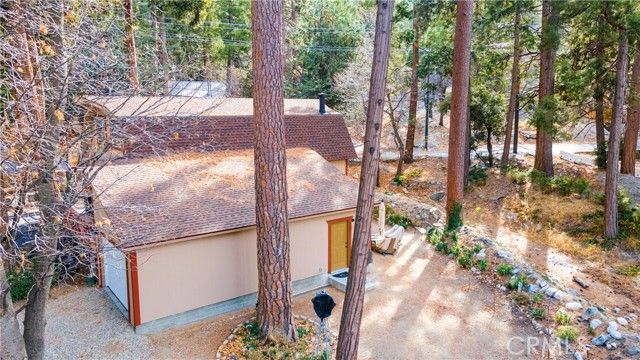 40300 Valley Of The Falls, Forest Falls, CA 92339