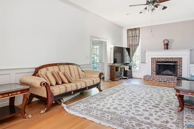 3182 WALLINGFORD LN, Keswick, VA 22947