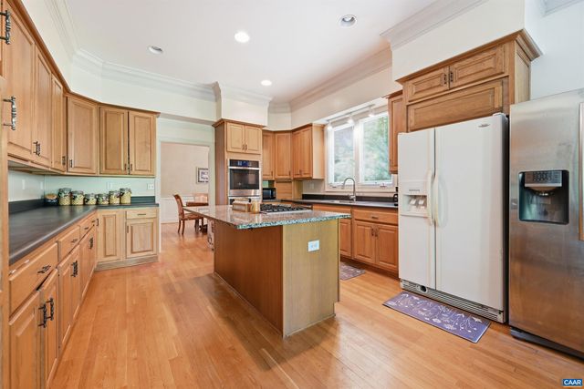 3182 WALLINGFORD LN, Keswick, VA 22947