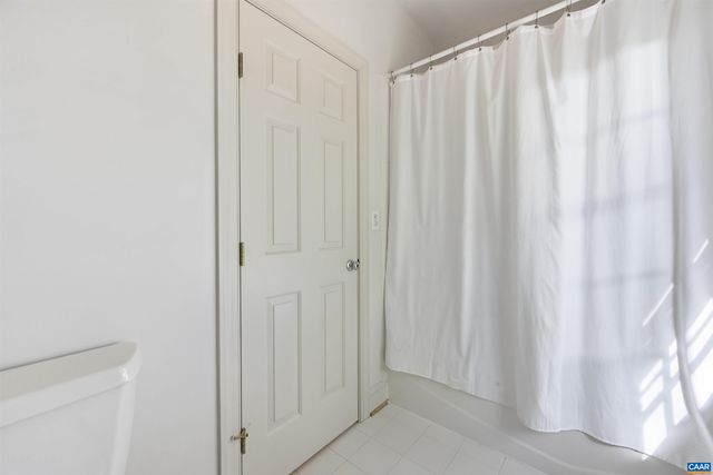 3182 WALLINGFORD LN, Keswick, VA 22947