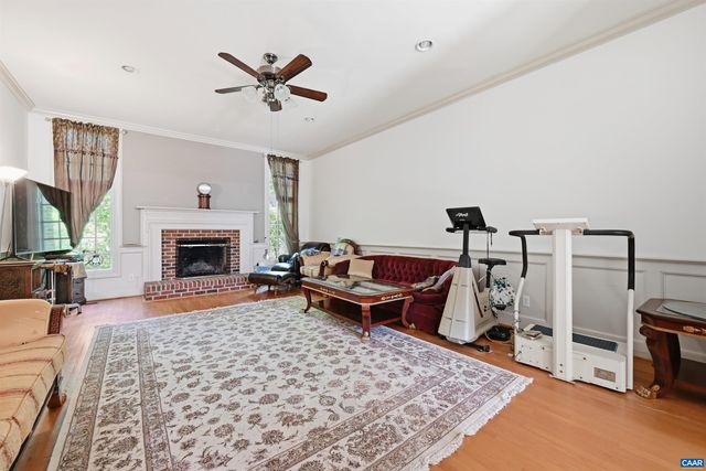 3182 WALLINGFORD LN, Keswick, VA 22947