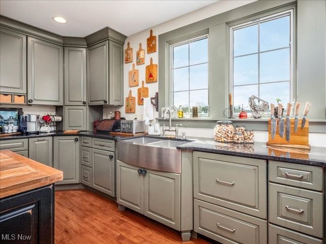 64391 Morrison Road, Cambridge, OH 43725