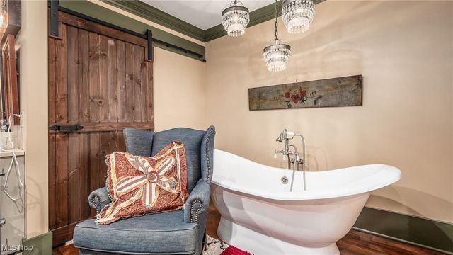 64391 Morrison Road, Cambridge, OH 43725