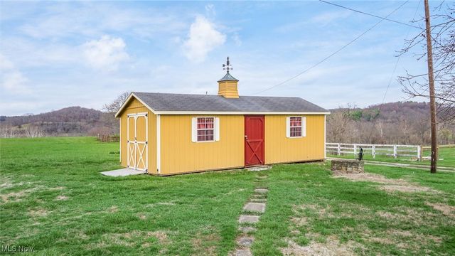 64391 Morrison Road, Cambridge, OH 43725