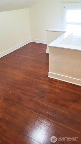 4833 S D Street, Tacoma, WA 98408