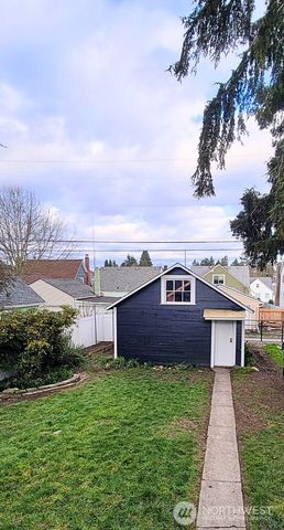 4833 S D Street, Tacoma, WA 98408