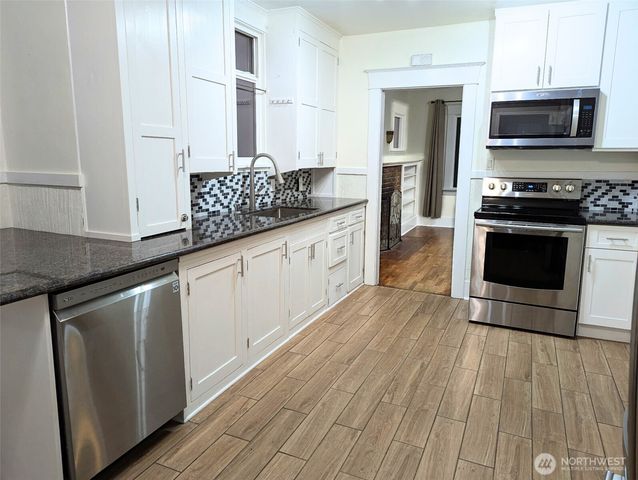 4833 S D Street, Tacoma, WA 98408