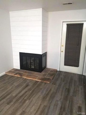 148 ASHLEY Drive, Fairview Heights, IL 62208