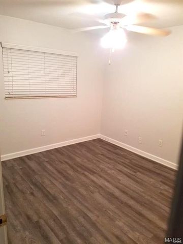 148 ASHLEY Drive, Fairview Heights, IL 62208