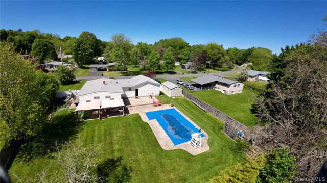 26 Carrie Lane, Nanuet, NY 10954