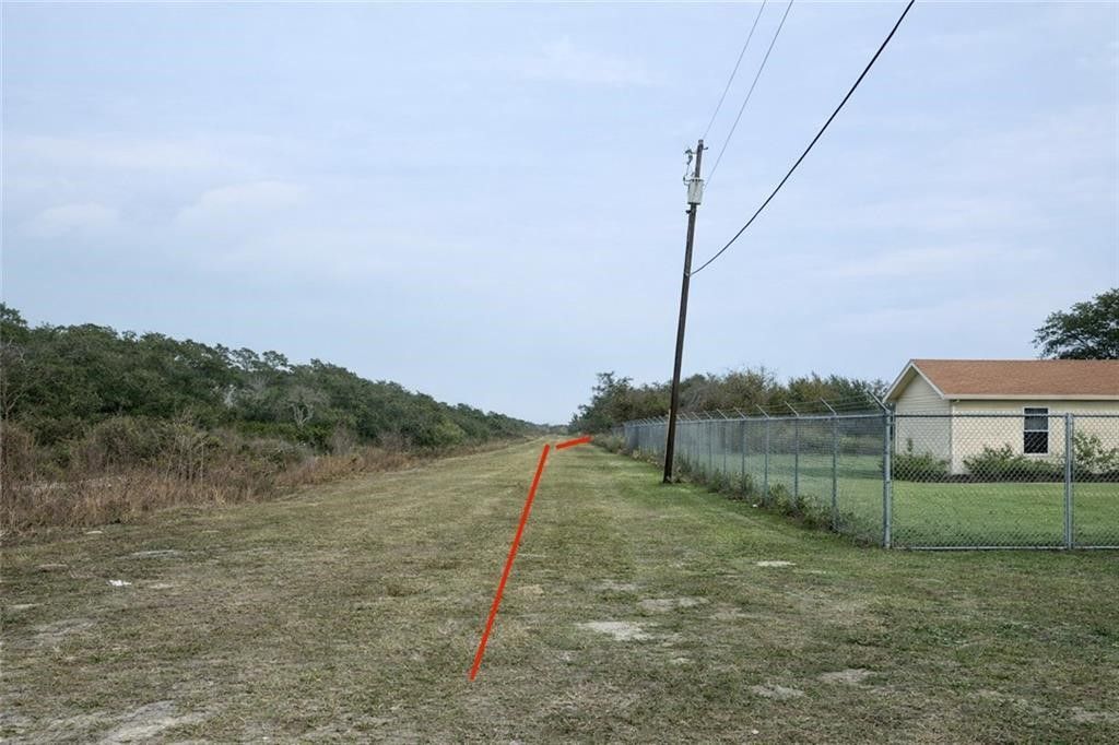 00 N 13th St, Aransas Pass, TX 78336 — exterior