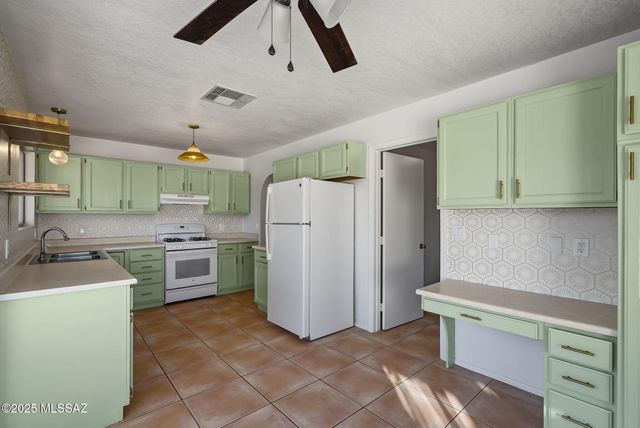 2355 Camino Shangrila, Tubac, AZ 85646