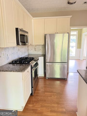 1064 Spanish Moss Court, Lawrenceville, GA 30045