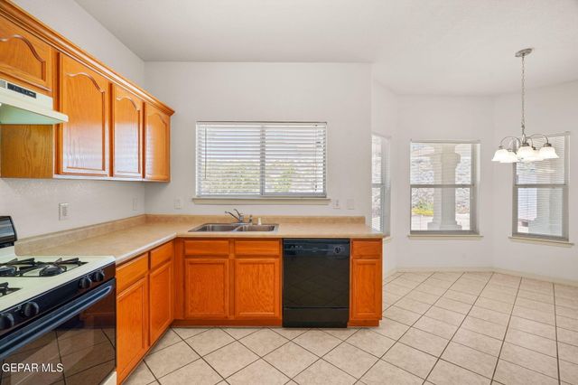 2313 CANOPY Place, El Paso, TX 79936