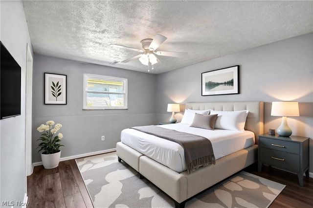 1738 Coes Post Run, Westlake, OH 44145