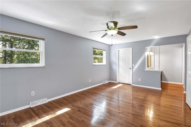 1738 Coes Post Run, Westlake, OH 44145