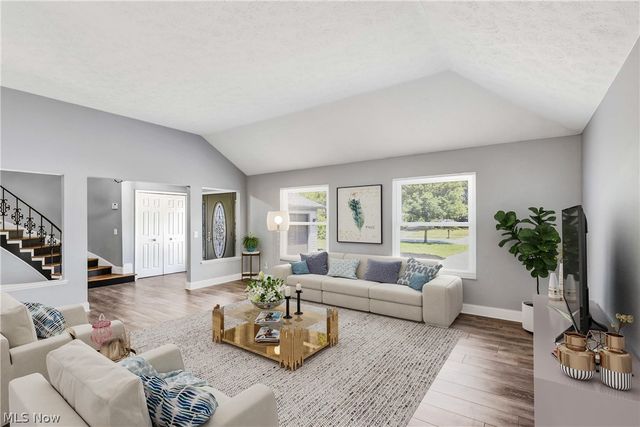 1738 Coes Post Run, Westlake, OH 44145
