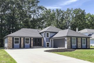 1738 Coes Post Run, Westlake, OH 44145