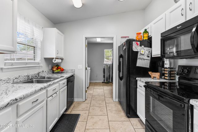 248 S 1ST Street, Macclenny, FL 32063