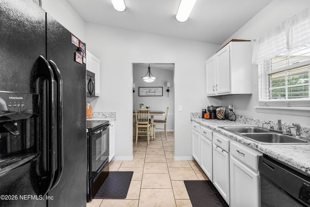 248 S 1ST Street, Macclenny, FL 32063