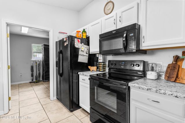 248 S 1ST Street, Macclenny, FL 32063