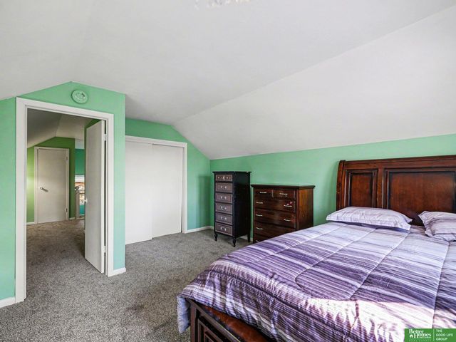306 Bellevue Boulevard N, Bellevue, NE 68005
