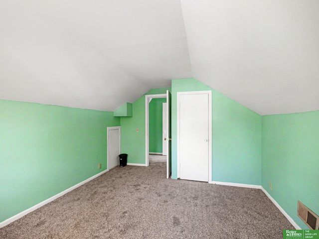 306 Bellevue Boulevard N, Bellevue, NE 68005