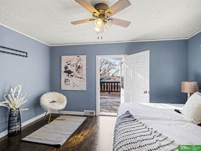 306 Bellevue Boulevard N, Bellevue, NE 68005