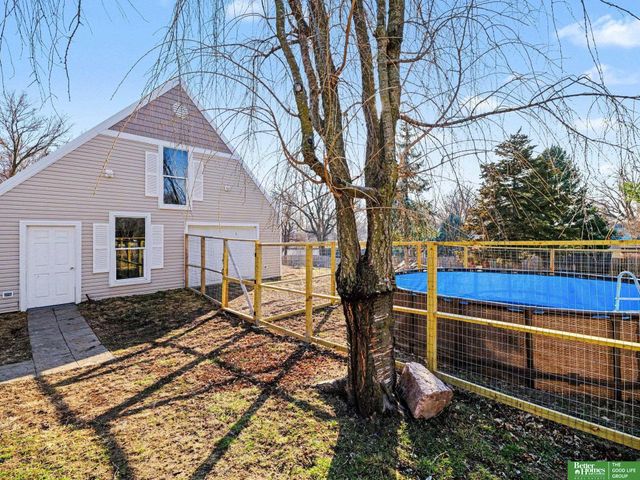 306 Bellevue Boulevard N, Bellevue, NE 68005